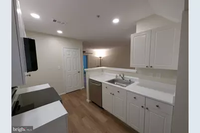 12818 Fair Briar Lane #12818, Fairfax, VA 22033 - Photo 17
