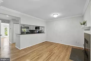 6557 Cypress Point Rd, Alexandria, VA 22312 - Photo 11