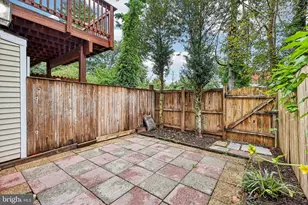 13726 Autumn Vale Ct, Chantilly, VA 20151 - Photo 23