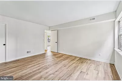 13726 Autumn Vale Court #18F, Chantilly, VA 20151 - Photo 11