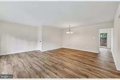 13726 Autumn Vale Court #18F, Chantilly, VA 20151 - Photo 5