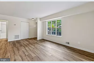 13726 Autumn Vale Court #18F, Chantilly, VA 20151 - Photo 7