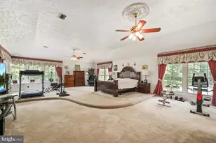 9827 Lake Meadow Ct, Burke, VA 22015 - Photo 35