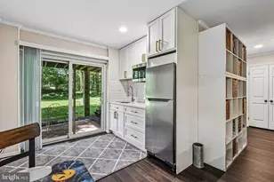 1360 Snow Meadow Ln, McLean, VA 22102 - Photo 43