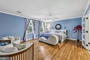 1360 Snow Meadow Ln, McLean, VA 22102 - Photo 21