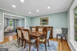 1360 Snow Meadow Ln, McLean, VA 22102 - Photo 13