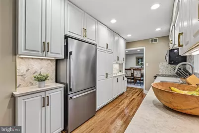 1360 Snow Meadow Lane, McLean, VA 22102 - Photo 17