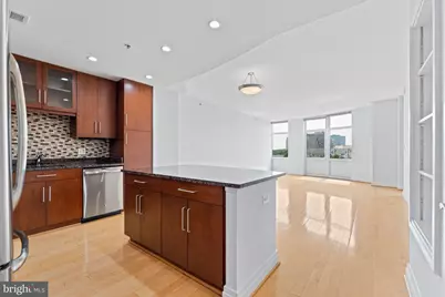 8220 Crestwood Heights Drive #910, McLean, VA 22102 - Photo 1