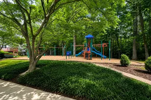 4323 Runabout Ln, Fairfax, VA 22030 - Photo 3