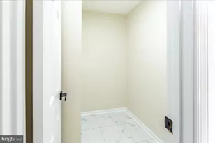 7106 Snug Harbor Ct, Alexandria, VA 22315 - Photo 27