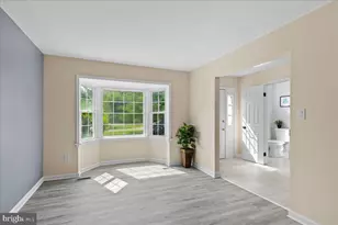 7106 Snug Harbor Ct, Alexandria, VA 22315 - Photo 13