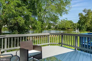7106 Snug Harbor Ct, Alexandria, VA 22315 - Photo 7