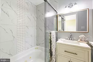 7106 Snug Harbor Ct, Alexandria, VA 22315 - Photo 29