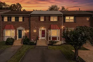 7106 Snug Harbor Ct, Alexandria, VA 22315 - Photo 49