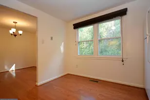 3151 Ellenwood Dr, Fairfax, VA 22031 - Photo 5