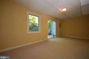 3151 Ellenwood Dr, Fairfax, VA 22031 - Photo 15