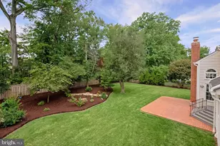 9020 Beatty Dr, Alexandria, VA 22308 - Photo 3