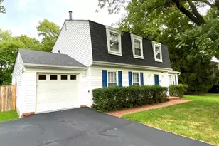 12404 Kings Lake Dr, Reston, VA 20191 - Photo 1