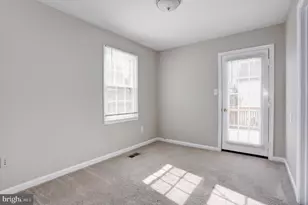 6072 Crown Royal Cir, Alexandria, VA 22310 - Photo 9