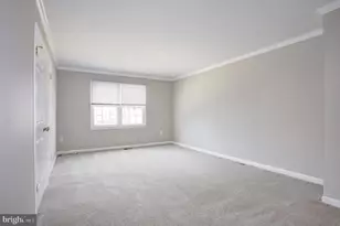 6072 Crown Royal Cir, Alexandria, VA 22310 - Photo 5