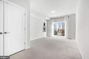 12136 Loblolly Dr, Fairfax, VA 22033 - Photo 21