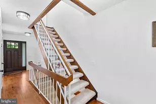 1629 Bentana Way, Reston, VA 20190 - Photo 9