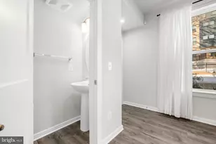 12136 Loblolly Dr, Fairfax, VA 22033 - Photo 7