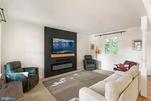 14808 Cranoke St, Centreville, VA 20120 - Photo 7