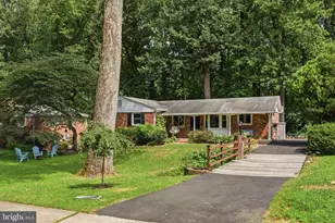 5109 Red Fox Dr, Annandale, VA 22003 - Photo 3