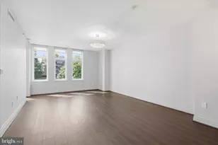 8220 Crestwood Heights Dr, McLean, VA 22102 - Photo 13