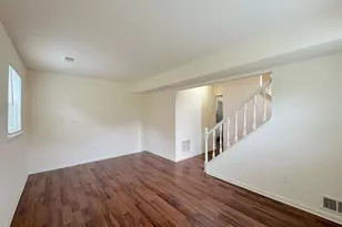 9642 Hagel Cir, Lorton, VA 22079 - Photo 5