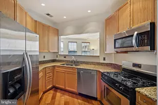 2653 Park Tower Dr, Vienna, VA 22180 - Photo 11
