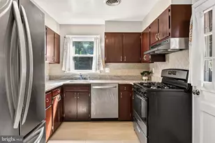 2843 Annandale Rd, Falls Church, VA 22042 - Photo 11