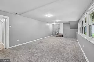 7806 Oak St, Falls Church, VA 22043 - Photo 17