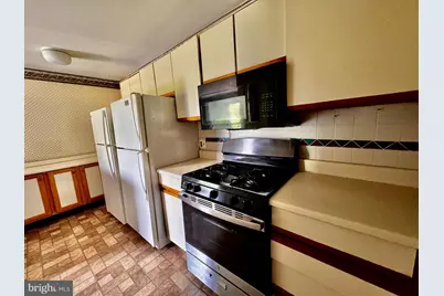 212 Locust Street SE #111, Vienna, VA 22180 - Photo 7
