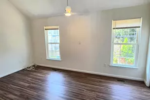 6008 Raina Dr, Centreville, VA 20120 - Photo 15