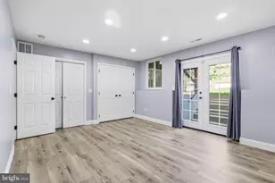 5106 Ballycastle Cir, Alexandria, VA 22315 - Photo 7