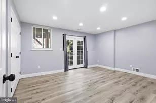 5106 Ballycastle Cir, Alexandria, VA 22315 - Photo 5