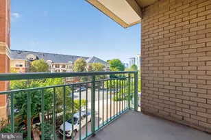 11776 Stratford House Pl, Reston, VA 20190 - Photo 19