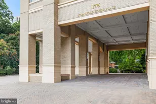 11776 Stratford House Pl, Reston, VA 20190 - Photo 3