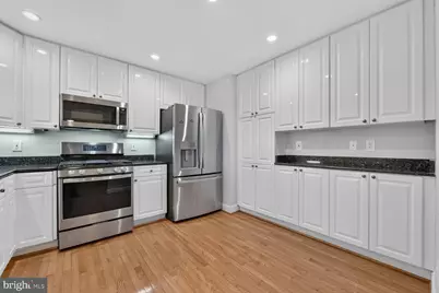 11776 Stratford House Place #301, Reston, VA 20190 - Photo 9