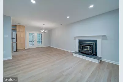 11301 Gatesborough Lane, Reston, VA 20191 - Photo 7