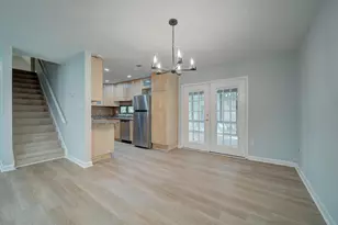 11301 Gatesborough Ln, Reston, VA 20191 - Photo 23