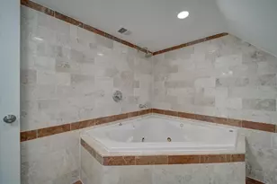 11301 Gatesborough Ln, Reston, VA 20191 - Photo 37