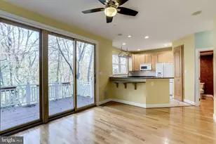 11472 Waterhaven Ct, Reston, VA 20190 - Photo 15