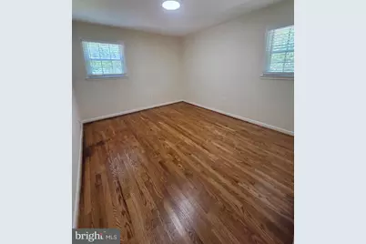 9929 Barnsbury Court, Fairfax, VA 22031 - Photo 17