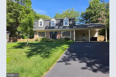 9929 Barnsbury Court, Fairfax, VA 22031 - Photo 1