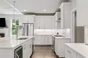 9203-A Forest Haven Dr, Alexandria, VA 22309 - Photo 7