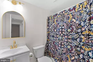 10131 Walnut Wood Ct, Burke, VA 22015 - Photo 21