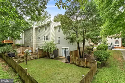 10131 Walnut Wood Court, Burke, VA 22015 - Photo 9